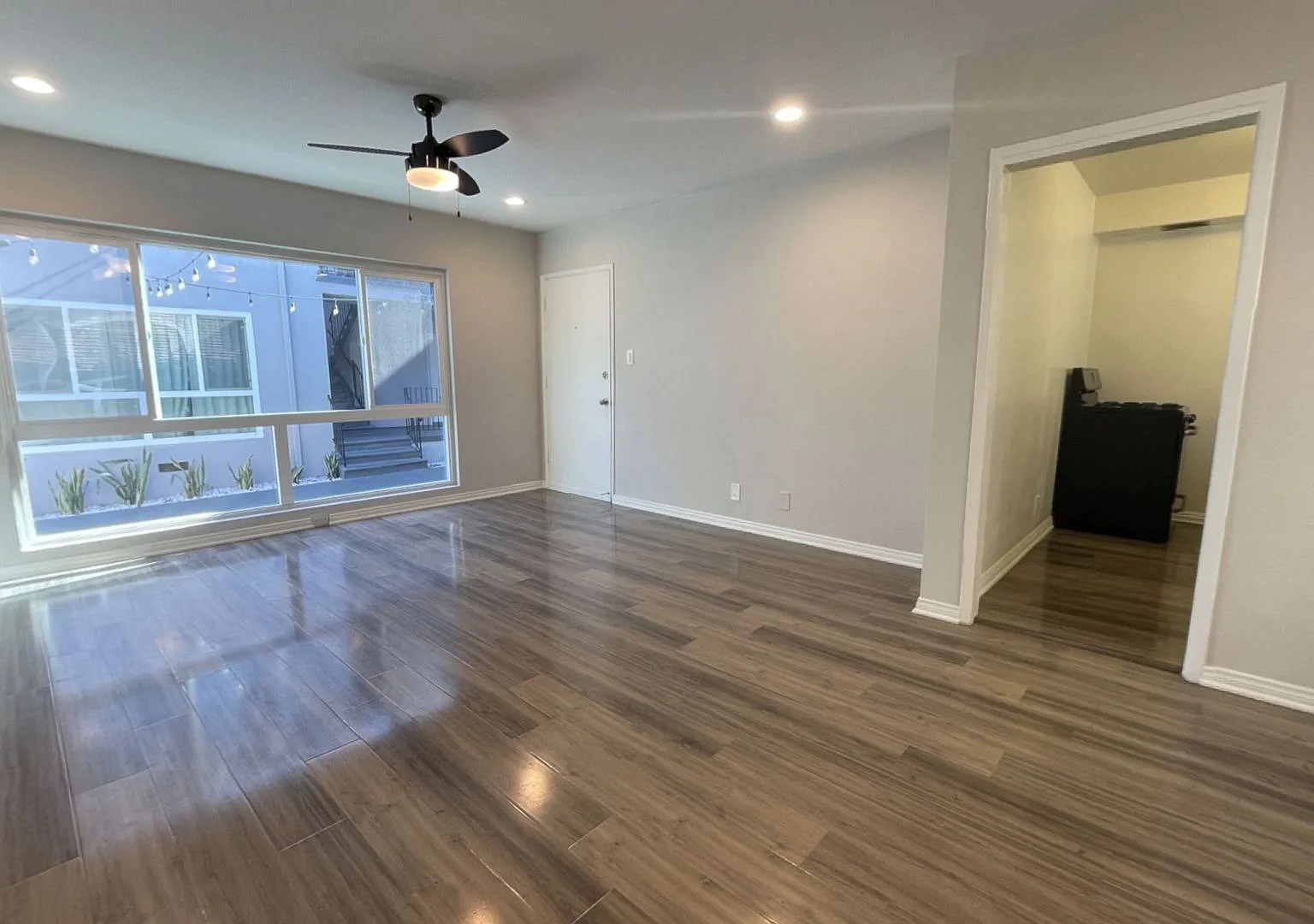 The Patio Apts...Newly Remodeled Gorgeous Apartments...CALL NOW! — Photo 1