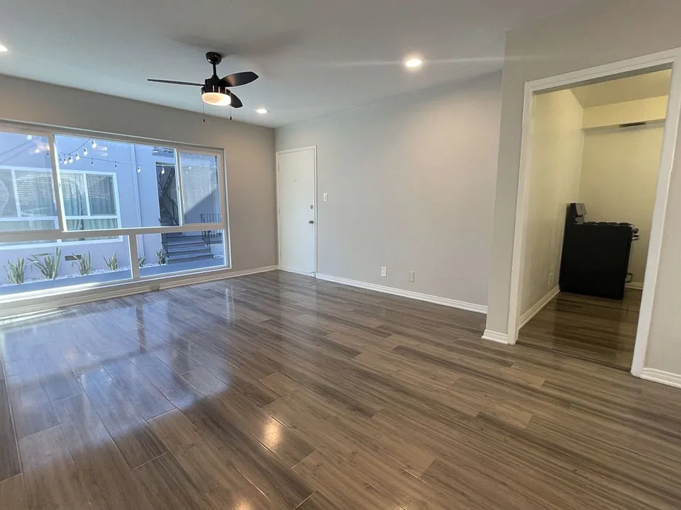 The Patio Apts...Newly Remodeled Gorgeous Apartments...CALL NOW!