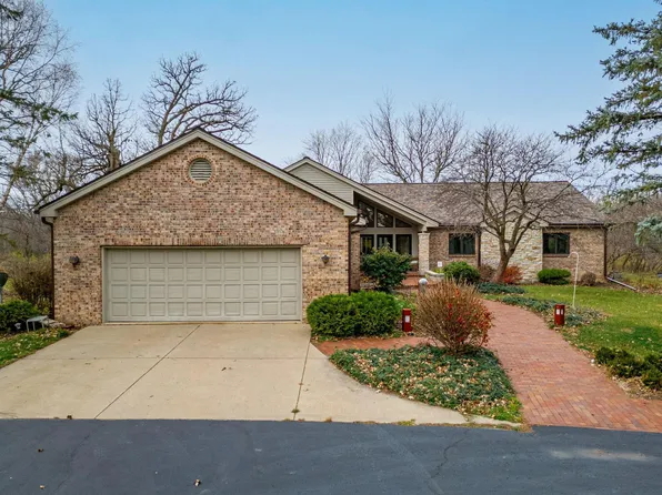 8634 N Kilbuck Rd, Monroe Center, IL 61052