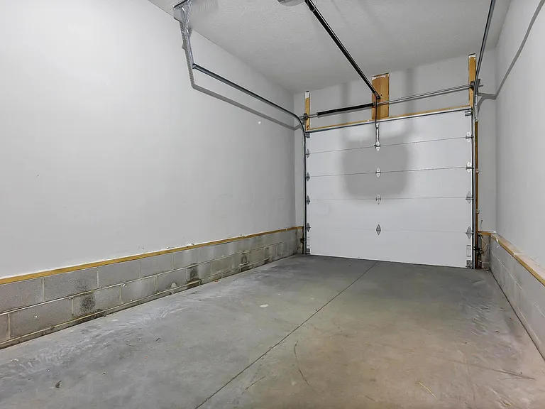 55 Beeson Ave — Photo 23