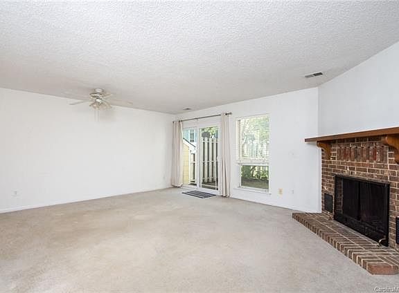 2nd image of 1063 Sardis Cove Dr