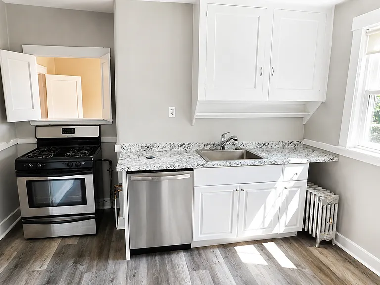 135 Fayerweather St #1 — Photo 2