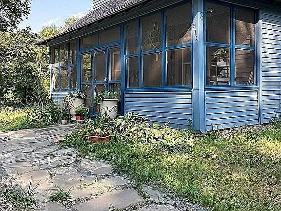 3rd image of 270 Wendell Depot Rd