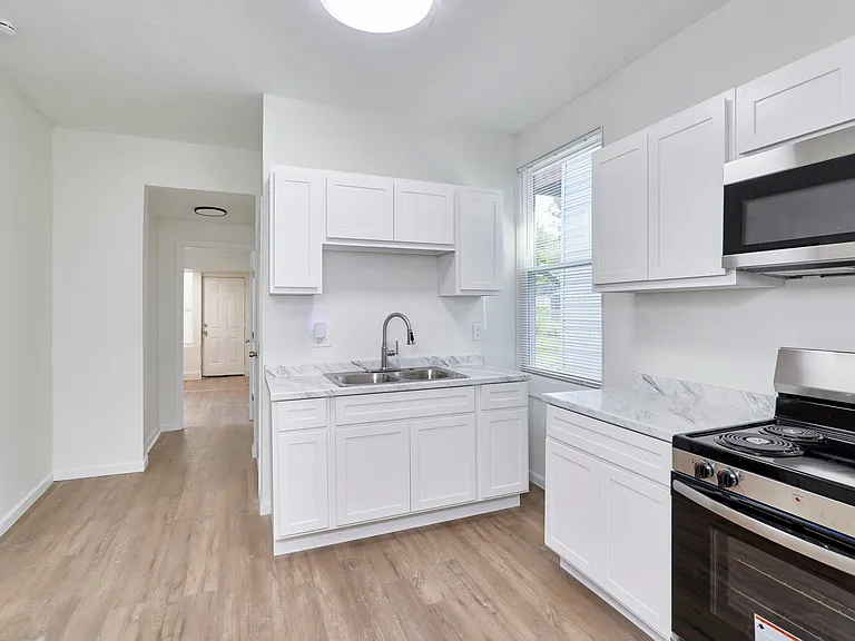 6625 Bartmer Ave — Photo 34