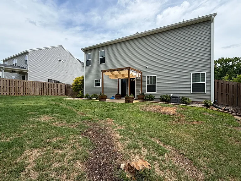 1008 Swan Ct — Photo 41