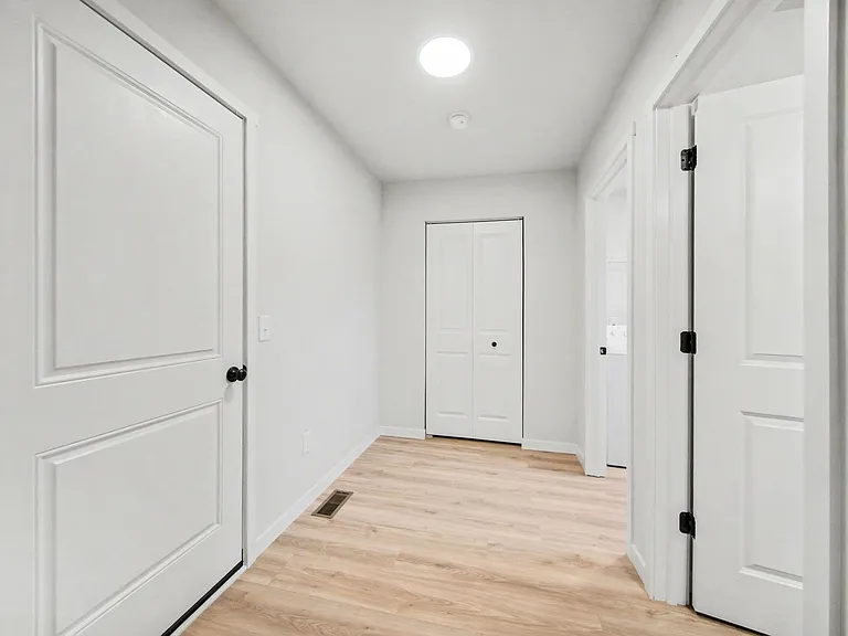 1097 Vertex Cir — Photo 11