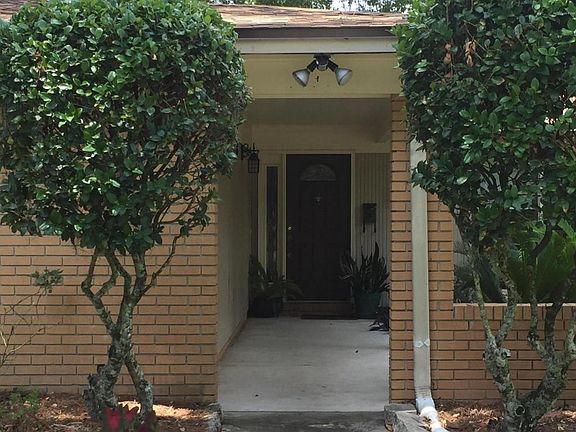 4th image of 3394 Shenandoah Dr E