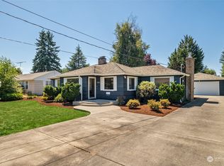 330 18th St NW, Puyallup, WA