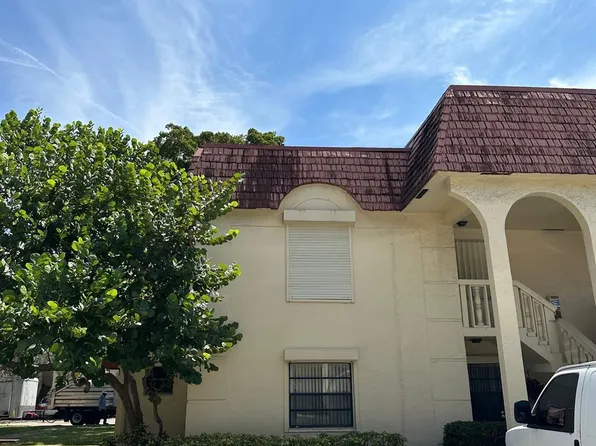 138 S Cypress Road #218, Pompano Beach, FL 33060