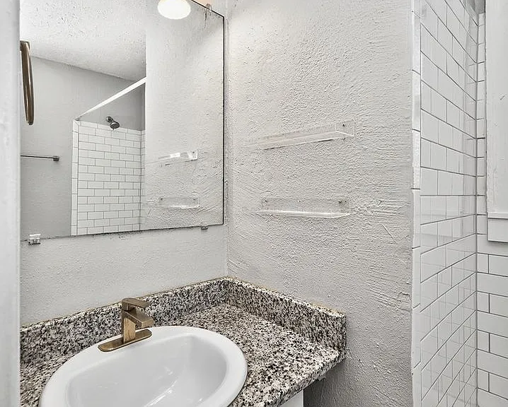 3379 Morrison Ave #2 — Photo 7