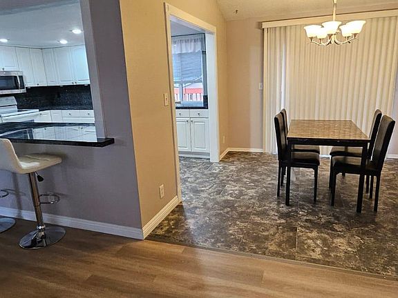 4th image of 11242 SE 323rd St