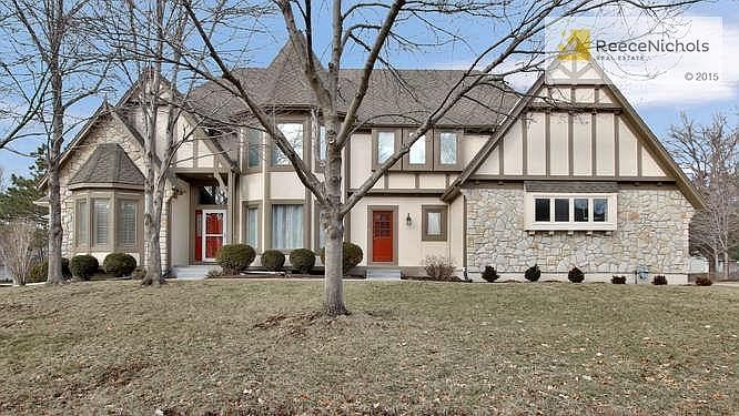 Beautiful 1.5 story home in sought-after Waterford neighborhood!