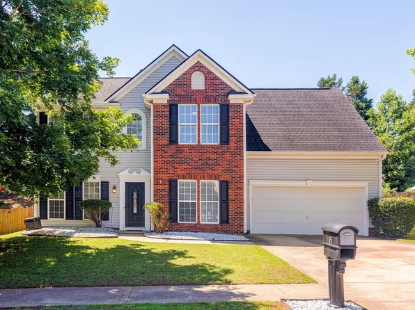 15 Bellows Falls Dr, Greer, SC 29650