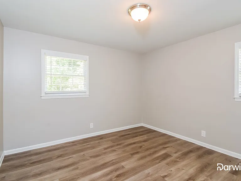 3201 Glendale Dr — Photo 10
