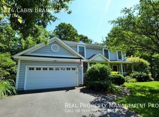 45874 Cabin Branch Dr, Sterling, VA 20164