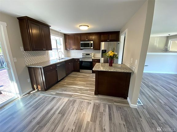 2nd image of 15306 13th Avenue Ct E