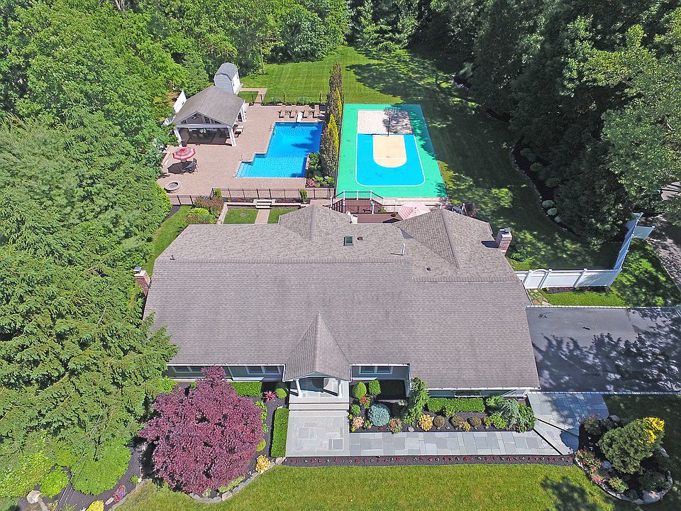 17 Villanova Ln, Dix Hills, NY 11746 | Zillow