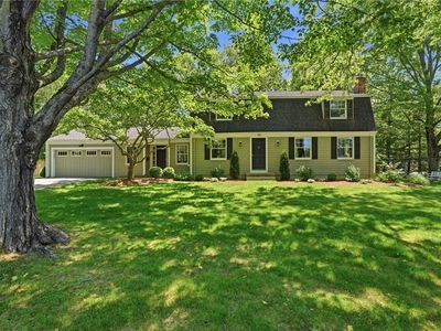 24 Wildflower Rd, Barrington, RI, 02806