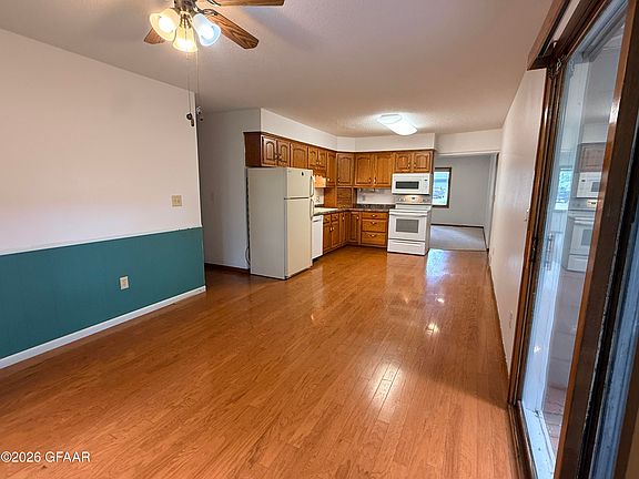 5th image of 1803 20th Ave S