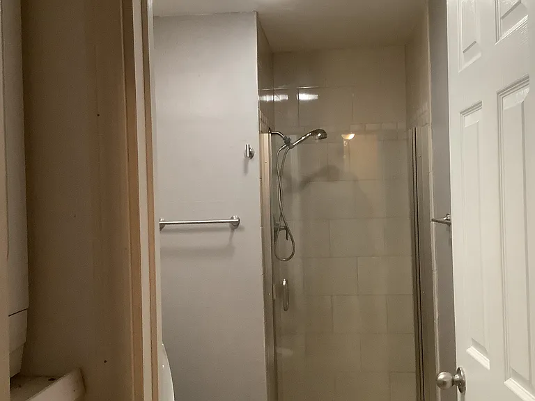 17431 Ambaum Blvd S #0 — Photo 4
