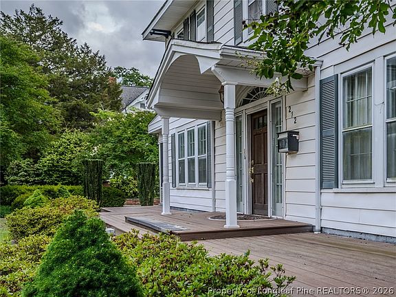 6th image of 212 E 3rd Ave