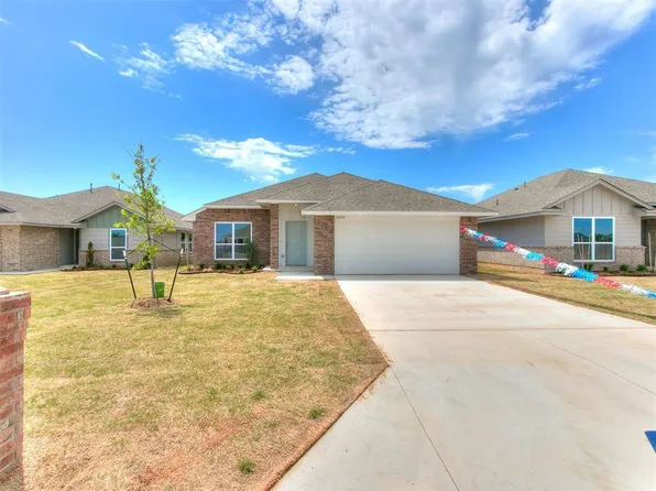 20754 Keystone Ln, Harrah, OK 73045