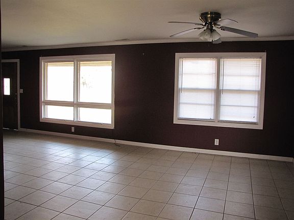 2nd image of 1713 Brewers Hwy
