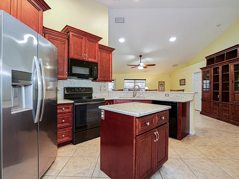 865 Beard Ave — Photo 7