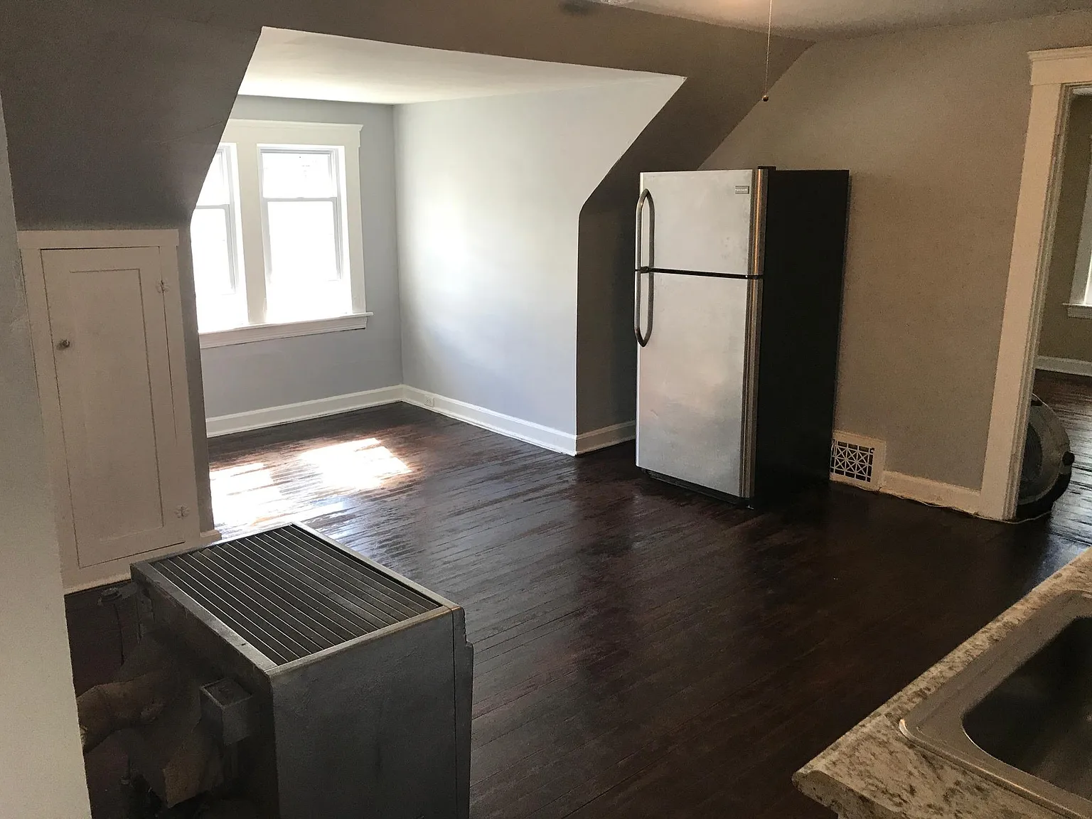 1 bed, 1000 sqft, $975 — Photo 4