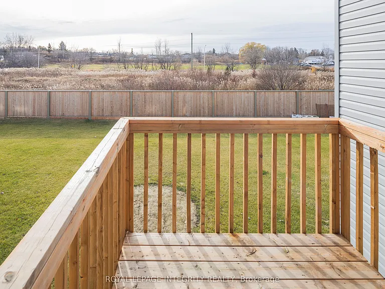 529 Enclave Ln — Photo 33