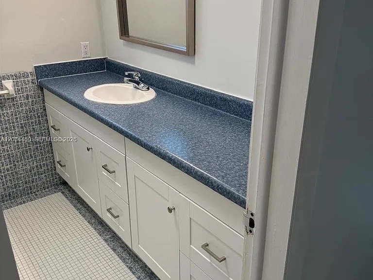 400 Miller Rd — Photo 14