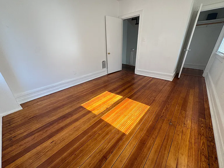 270 East Ave — Photo 14