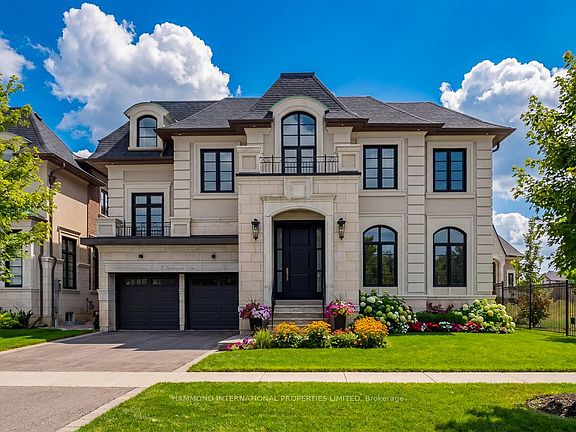 2nd image of 9 Lonergan Cres