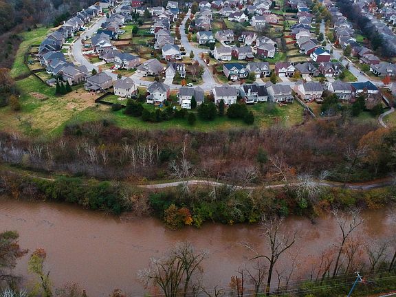 5th image of 7257 Riverfront Dr