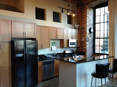 4th image of 400 Mills Ave Unit 128