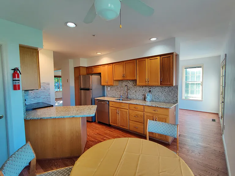 366 Bristol Cir — Photo 15
