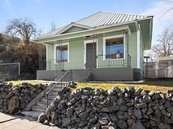 1615 N Howard St, Spokane, WA 99205