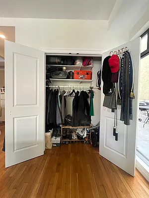 Rented by Building Equity Real Estate LLC | media 30