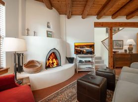 209 Sena St, Santa Fe, NM