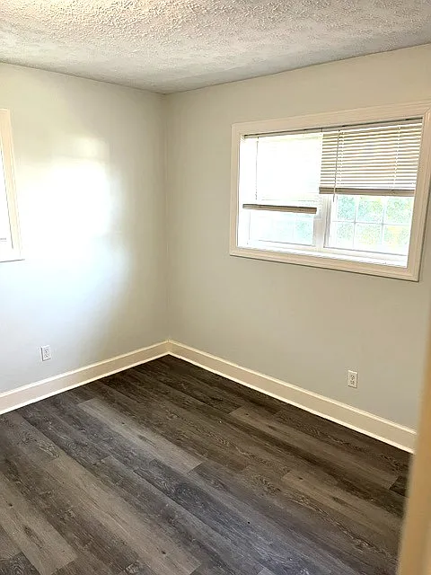 2 bed, 900 sqft, $1,175 — Photo 3
