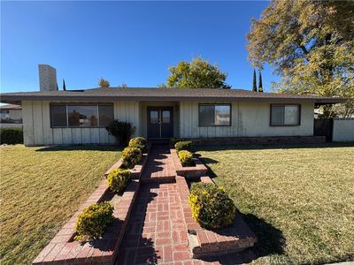 39643 Country Club Dr, Palmdale, CA, 93551