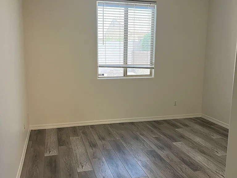 Guest 4th Bedroom