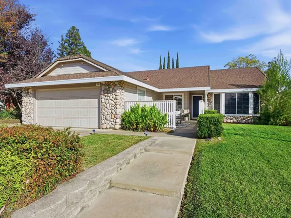 135 Winterstein Dr, Folsom, CA 95630