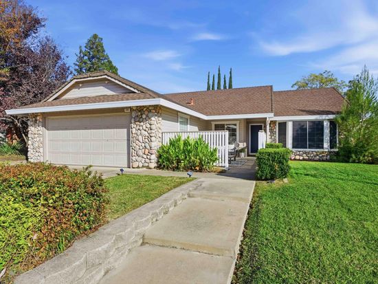 135 Winterstein Dr, Folsom, CA 95630