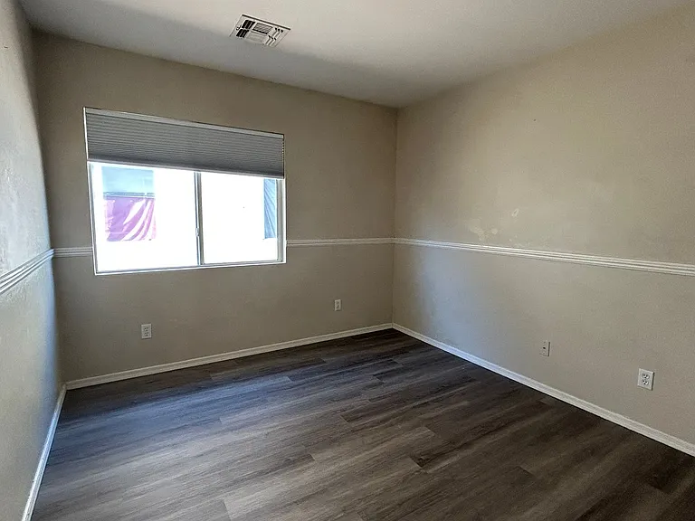 6049 W Wood St — Photo 11