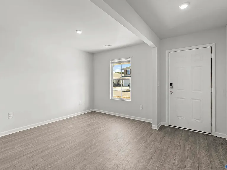 301 County Road 1700 — Photo 3