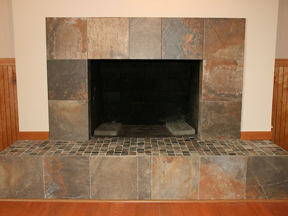 4th image of 8410 206th Avenue Ct E