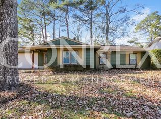 912 S College St, Brandon, MS 39042