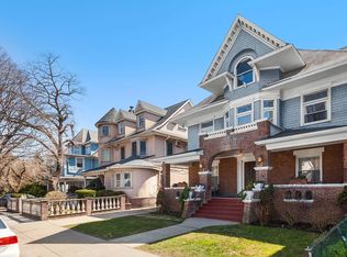 1016 Beverley Rd, Brooklyn, NY 11218