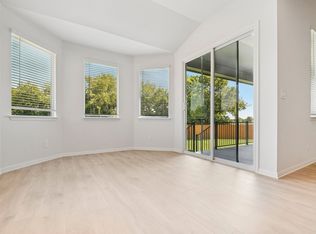 145 Divisadero Dr, Hutto, TX 78634